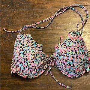 Victoria’s Secret bikini top 34C